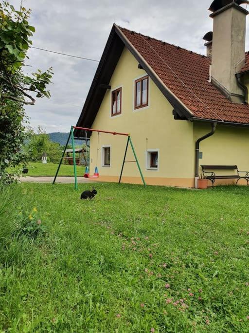 Charmantes Ferienhaus In Bester Lage Keutschach am See Εξωτερικό φωτογραφία