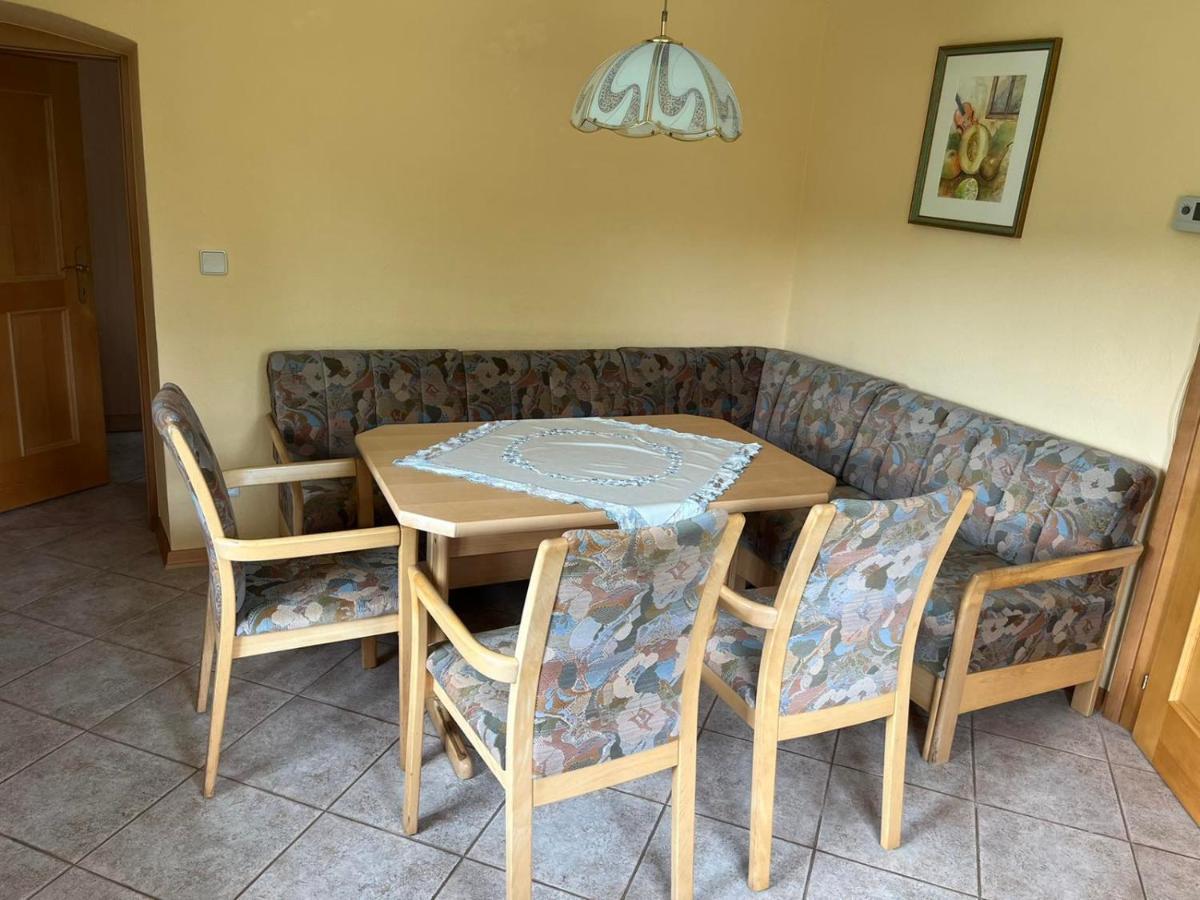 Charmantes Ferienhaus In Bester Lage Keutschach am See Εξωτερικό φωτογραφία